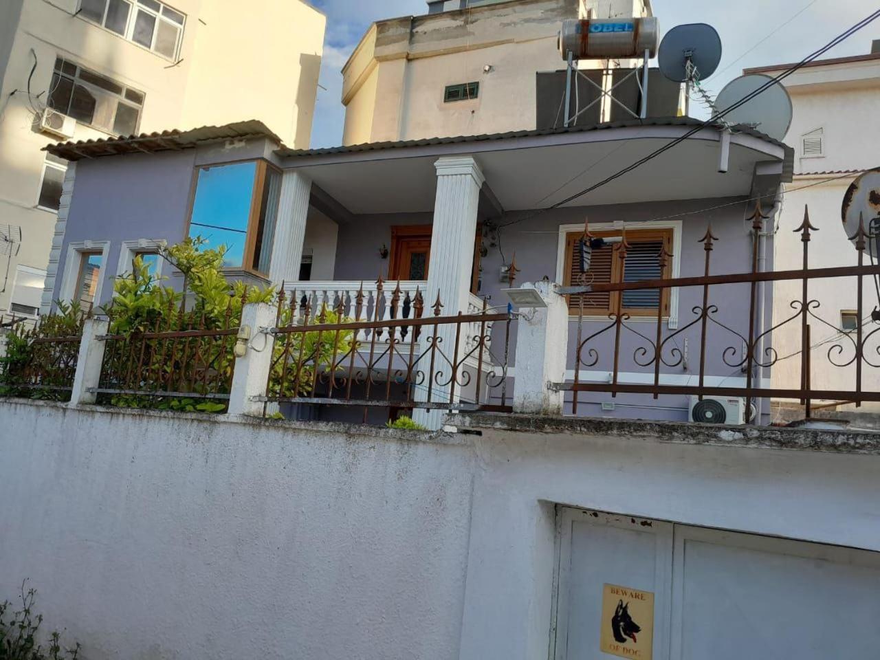 Appartement Tivari Durrës